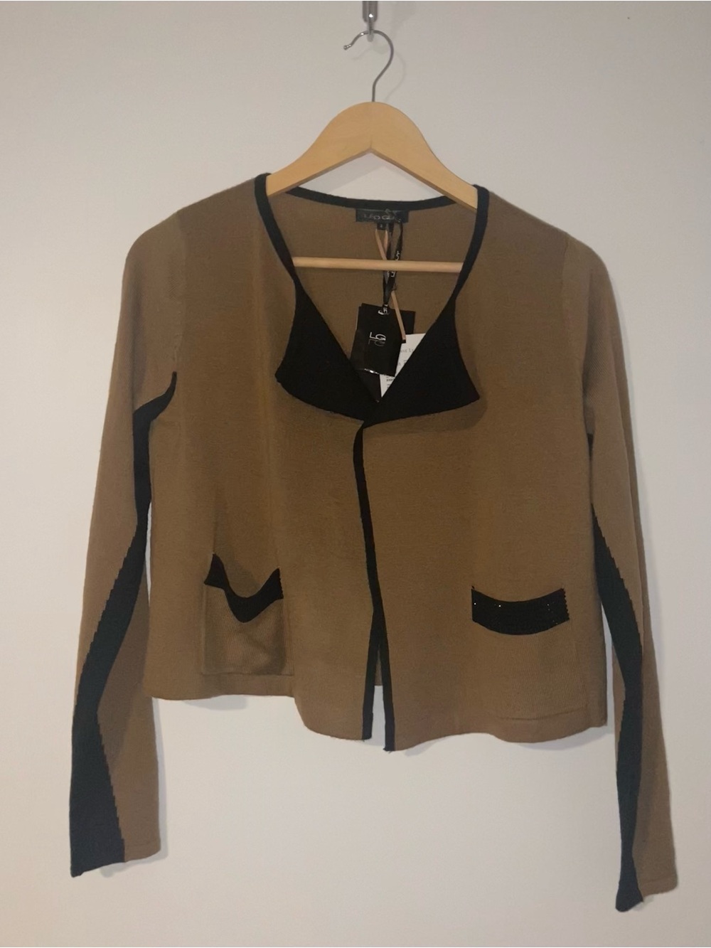 Melanie Lyne Two-Tone Brown and Black Knit Cardigan